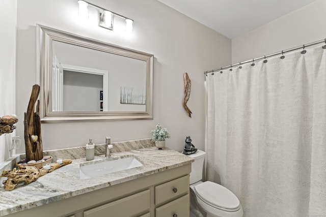 403 Mulligan Dr Unit 403, Oxford, CT 06478 - full bath featuring vanity, toilet, and a shower with shower curtain