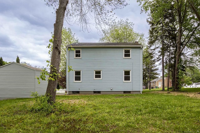 79 Arrowbrook Rd, Windsor, CT 06095 - rear view of property with a yard