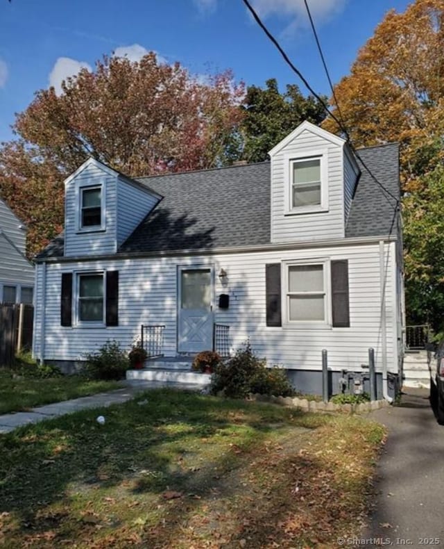 647 Fountain St, New Haven, CT 06515 - new england style home featuring roof with shingles