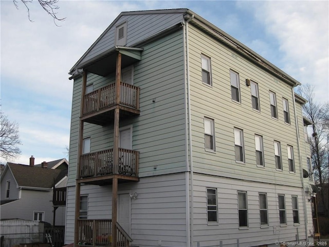 40 Orchard St, Bristol, CT 06010 - view of building exterior