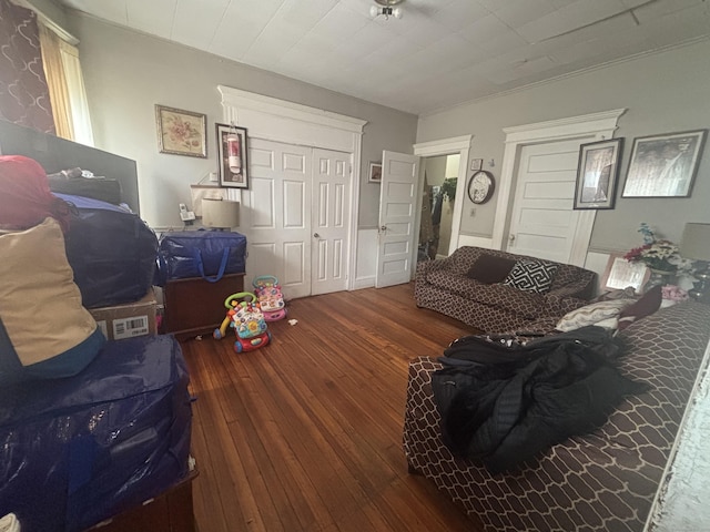 392 Laurel Ave, Bridgeport, CT 06605 - living room with hardwood / wood-style floors
