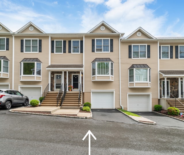 15 Scuppo Rd Unit 1203, Danbury, CT 06811 - multi unit property with driveway and a garage