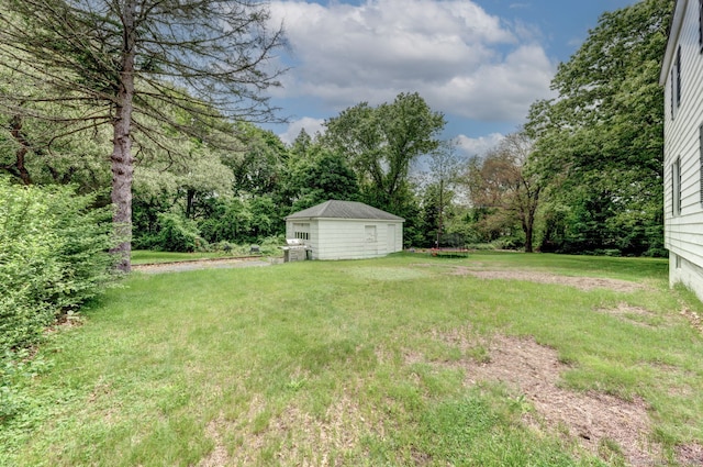 9 Jennings St, Griswold, CT 06351 - view of grassy yard