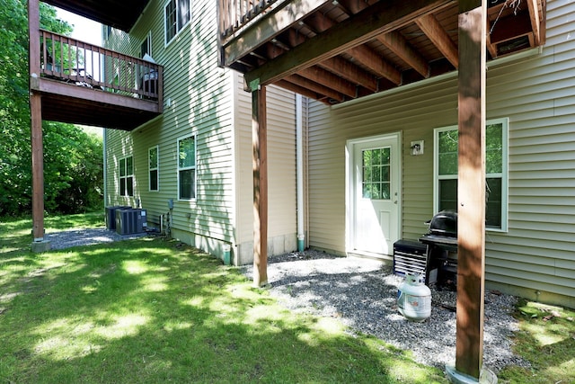 23 Riverview Ct Unit 23, Brookfield, CT 06804 - view of patio featuring cooling unit
