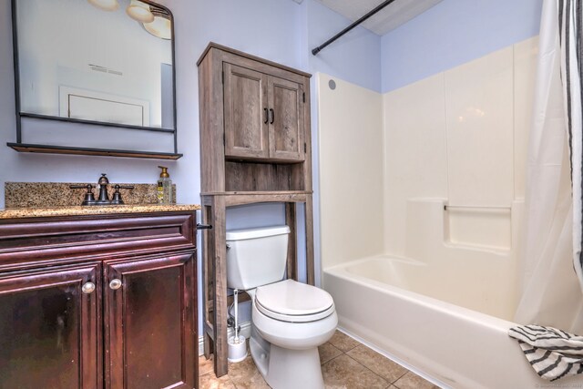 37 White Tail Ln Unit 37, Wallingford, CT 06492 - bathroom featuring shower / bath combo with shower curtain, toilet, vanity, and tile patterned flooring