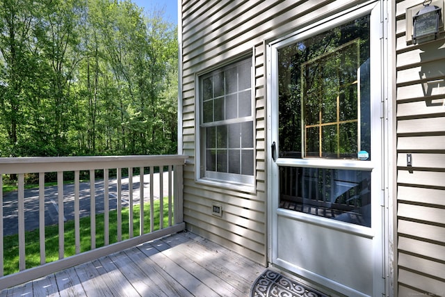 37 White Tail Ln Unit 37, Wallingford, CT 06492 - view of wooden deck