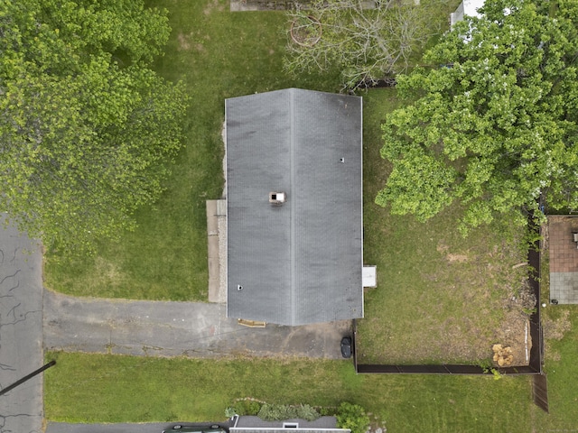 29 Carson Ave, Wethersfield, CT 06109 - drone / aerial view