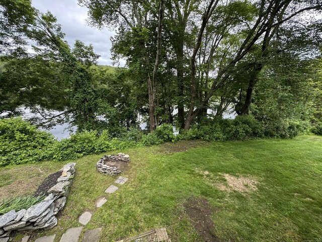 10 Bozrah St, Bozrah, CT 06334 - view of grassy yard
