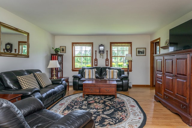 16 Botsford Rd, Kent, CT 06757 - living area featuring light wood-style flooring and baseboards