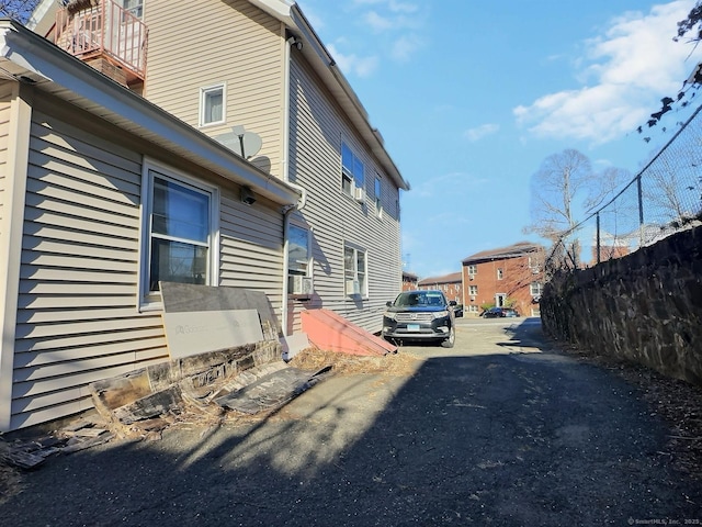 1 N Taylor Ave, Norwalk, CT 06854 - view of side of home featuring a balcony