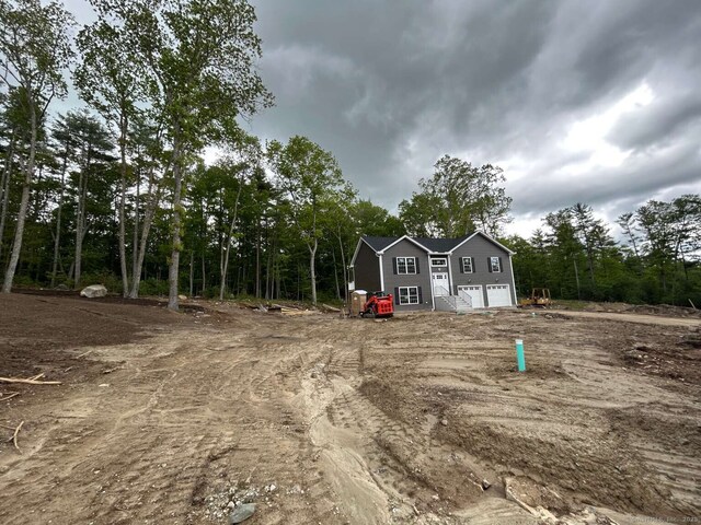 45 Logans Ln, Thompson, CT 06277 - view of front of property with a garage