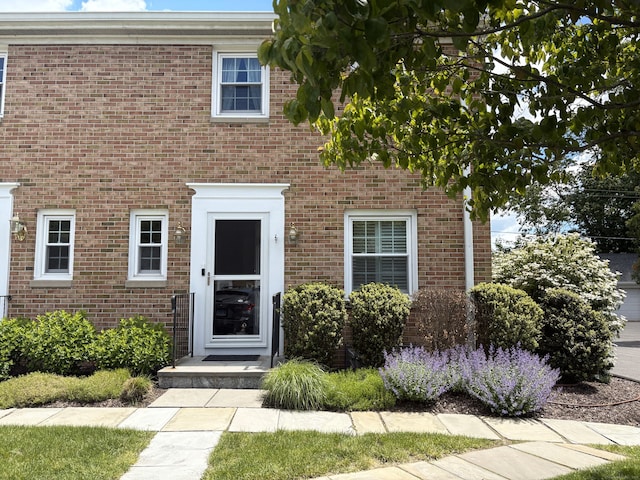101 Heritage Hill Rd Unit 101, New Canaan, CT 06840 - view of front of home with brick siding