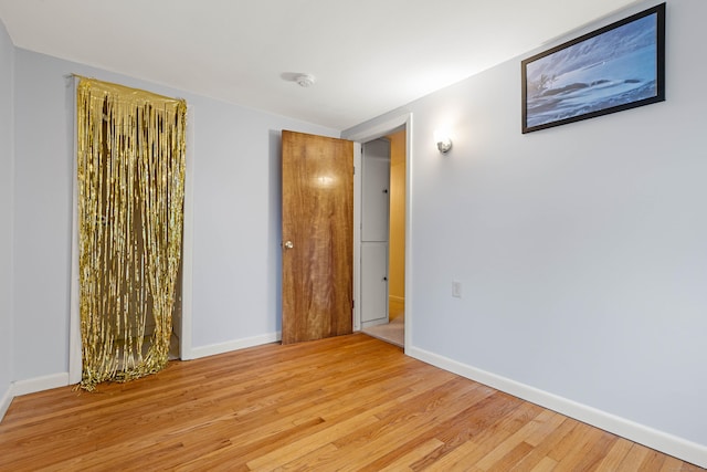 332 Shewville Rd, Ledyard, CT 06339 - unfurnished room with light wood-style flooring, baseboards, and a smoke detector