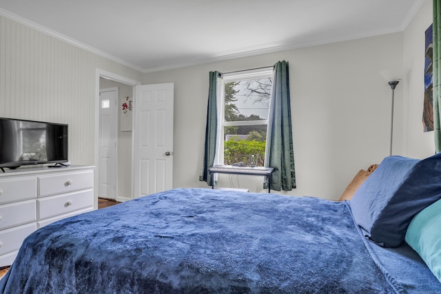 21 Pond Rd, Hamden, CT 06514 - bedroom featuring ornamental molding