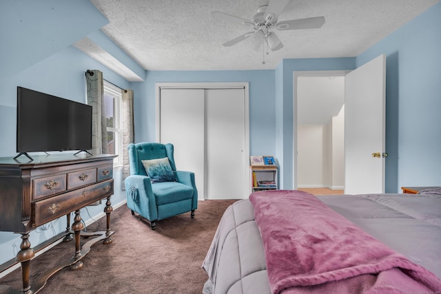 21 Pond Rd, Hamden, CT 06514 - bedroom featuring a closet, carpet, a textured ceiling, and a ceiling fan