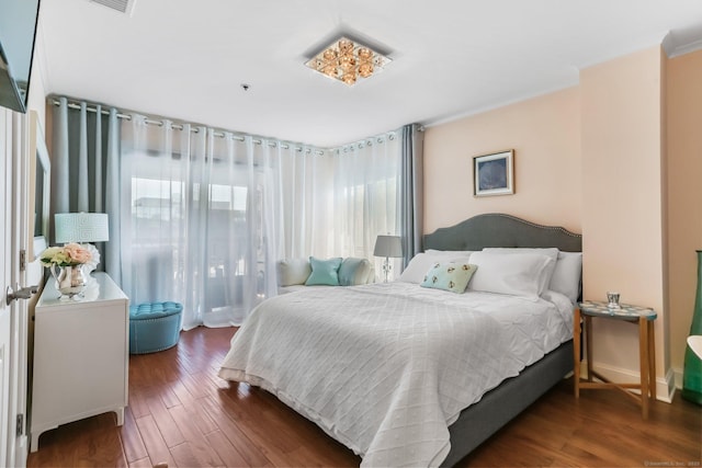 1633 Washington Blvd Unit 3A, Stamford, CT 06902 - bedroom with wood finished floors, baseboards, and ornamental molding