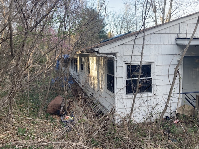 84 Huntingtown Rd, Newtown, CT 06470 - view of side of property