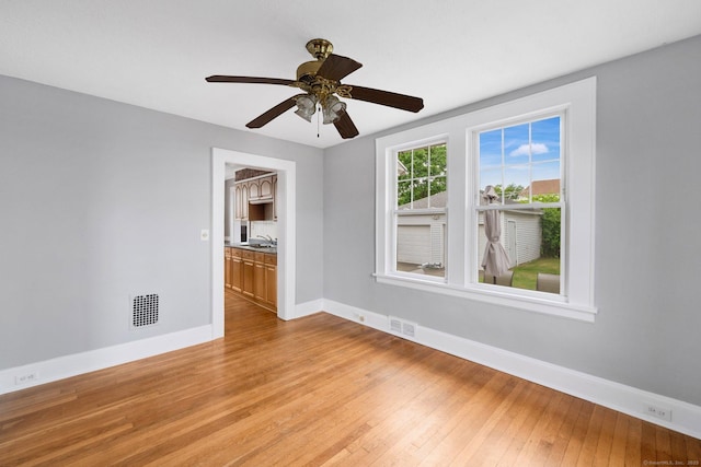 499 Sherwood Pl, Stratford, CT 06615 - photo 13