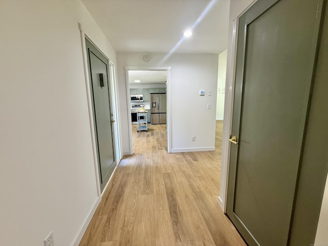 740 Heritage Vlg Unit B, Southbury, CT 06488 - corridor featuring light wood-style flooring, recessed lighting, and baseboards
