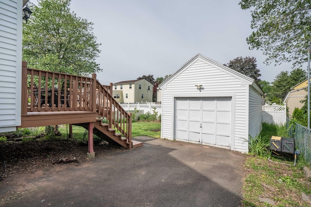 115 Ashland Ave, Newington, CT 06111 - detached garage with asphalt driveway