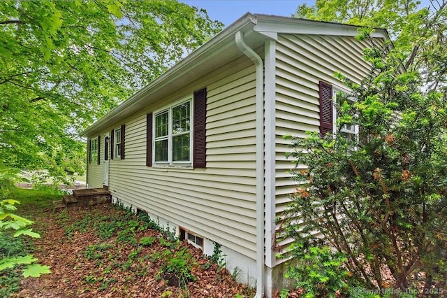 3 Pattagansett Ct, East Lyme, CT 06357 - view of side of home