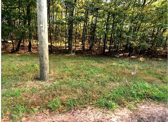 133 Cross Rd, Waterford, CT 06385