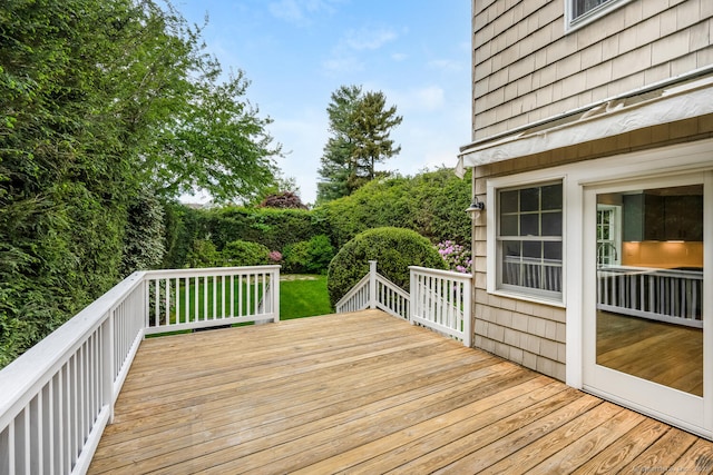 19 Bryan Rd, Norwalk, CT 06853 - view of deck