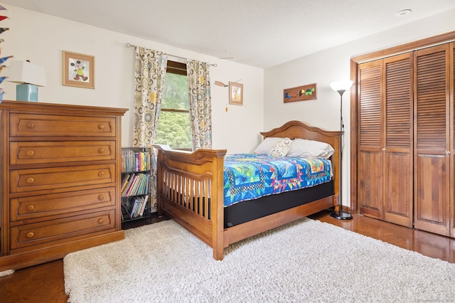 132 Royal Oak Dr, Southington, CT 06489 - bedroom featuring a closet