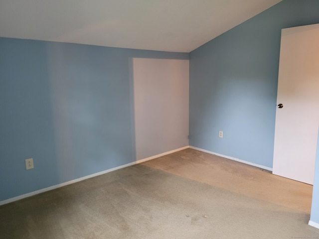 13 Little River Ln, Middletown, CT 06457 - spare room featuring carpet, baseboards, and vaulted ceiling