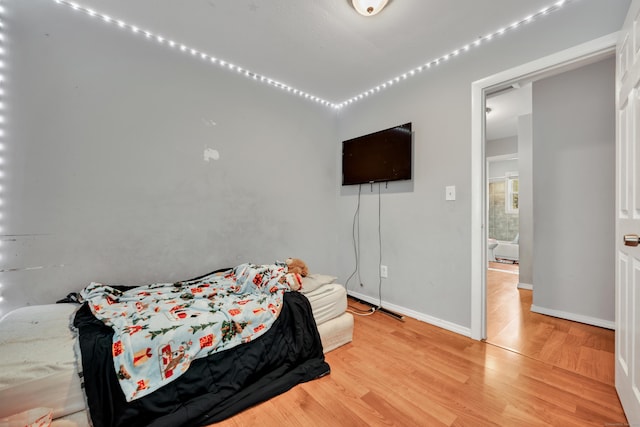 68 Round Tree Dr Unit 9, Naugatuck, CT 06770 - bedroom featuring light wood-type flooring and baseboards