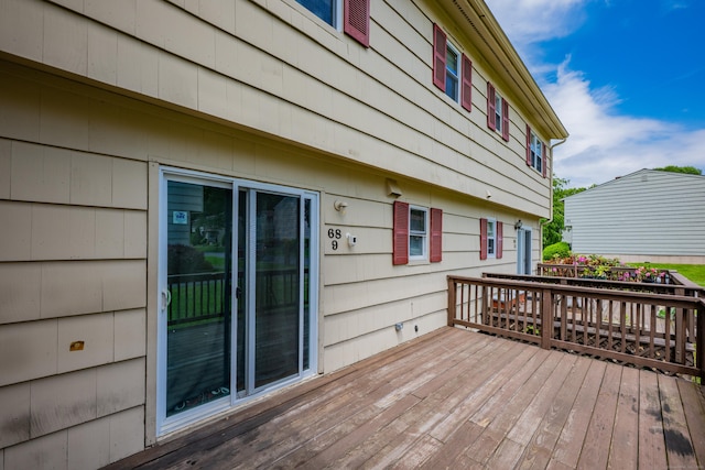 68 Round Tree Dr Unit 9, Naugatuck, CT 06770 - view of wooden terrace