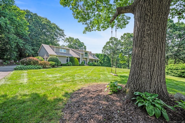 67 Old Farms Rd, Glastonbury, CT 06073 - view of grassy yard