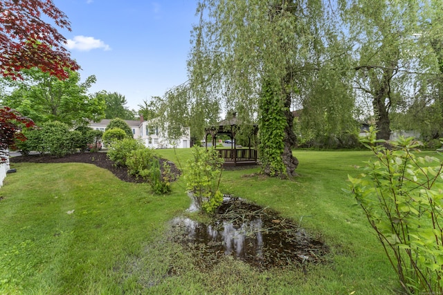 56 Pembroke Rd Apt 11, Danbury, CT 06811 - view of grassy yard featuring a gazebo