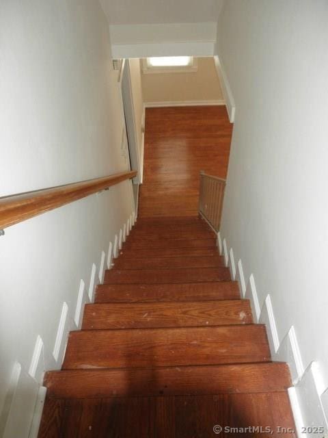 40 Wake St, Bridgeport, CT 06610 - stairway with wood finished floors
