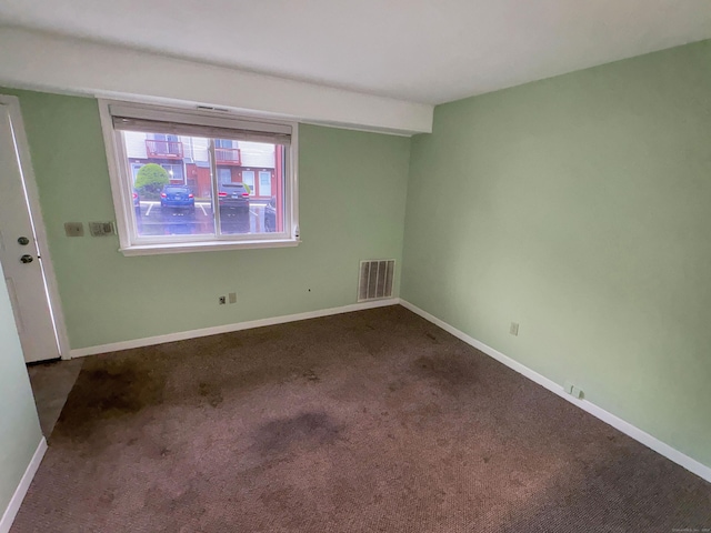 330 Short Beach Rd Apt F6, East Haven, CT 06512 - empty room with carpet and baseboards