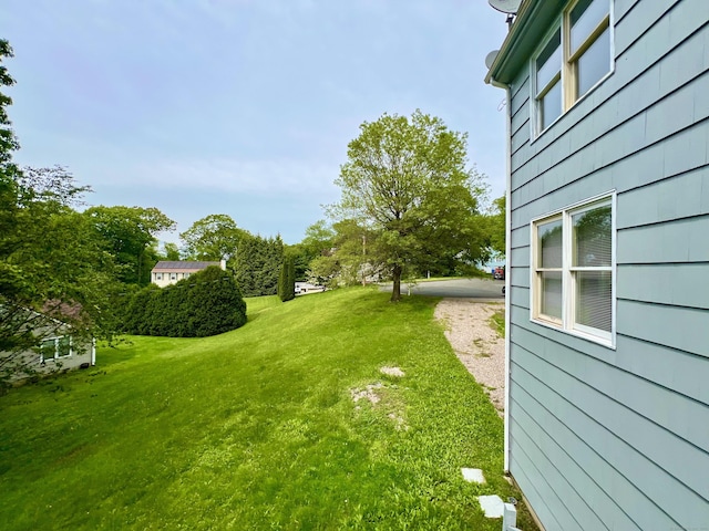 10 Stonegate Ln, Shelton, CT 06484