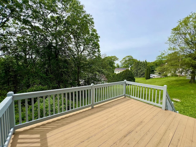 10 Stonegate Ln, Shelton, CT 06484