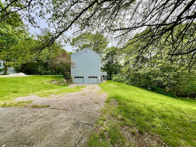 10 Stonegate Ln, Shelton, CT 06484
