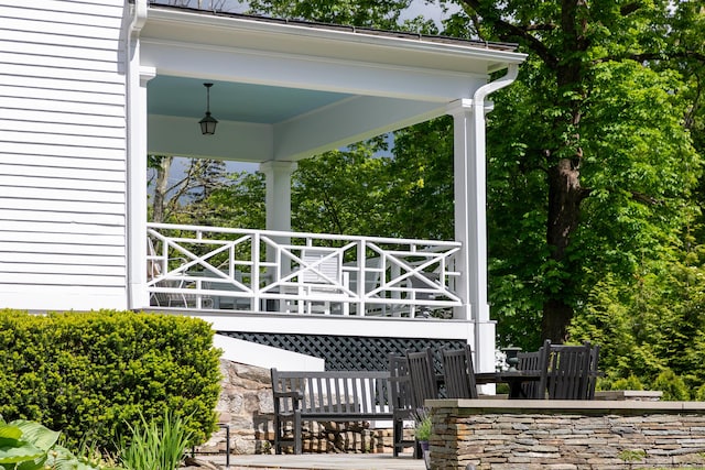 118 S St, Litchfield, CT 06759 - view of patio / terrace
