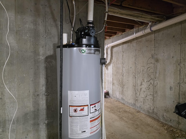 80 John Mack Rd, Hampton, CT 06247 - utilities with water heater