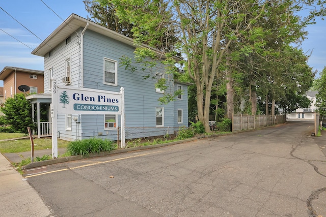 239 Glen St, New Britain, CT 06051 - view of home's exterior
