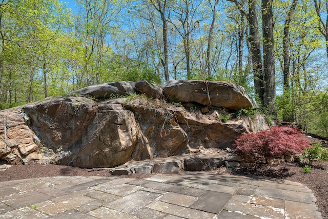 291 Peddlers Rd, Guilford, CT 06437 - exterior view