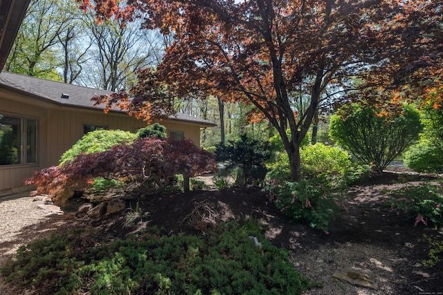 291 Peddlers Rd, Guilford, CT 06437 - view of yard