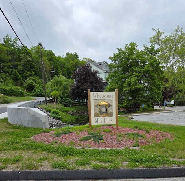 605 Whetstone Mls Unit 605, Killingly, CT 06241 - view of community sign