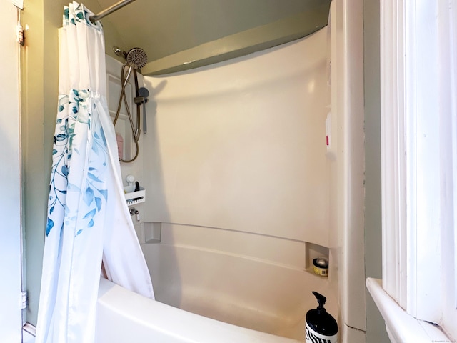29 Hooker Rd, Bridgeport, CT 06610 - full bathroom with shower / bathtub combination with curtain