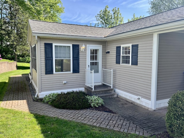 4 Cedar Grove Rd, Southington, CT 06489 - view of front facade featuring a shingled roof