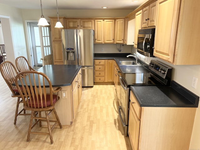4 Cedar Grove Rd, Southington, CT 06489 - kitchen with appliances with stainless steel finishes, a sink, light brown cabinetry, dark countertops, and recessed lighting