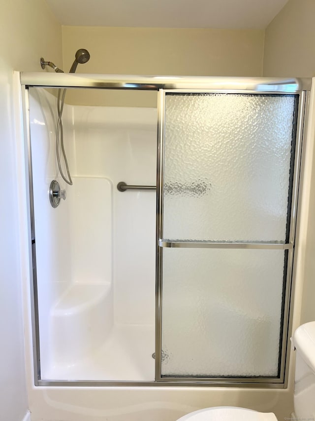 4 Cedar Grove Rd, Southington, CT 06489 - full bath featuring toilet and a shower with door