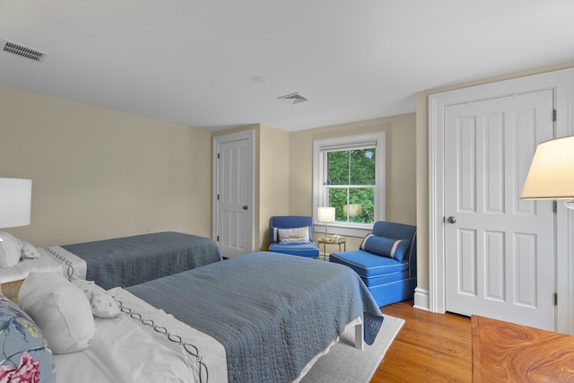 9 Rathbun Pl, Groton, CT 06355 - bedroom with wood finished floors