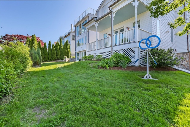 5 Compo Hill Ave, Westport, CT 06880 - view of green lawn